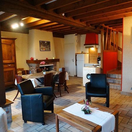 Gites De La Ferme Auberge De Mesauboin Billé Eksteriør billede